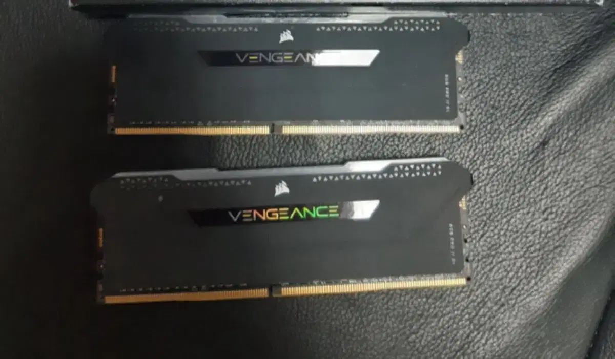 커세어 ddr4 3600cl18  16g*2 32g 싸게팔아요